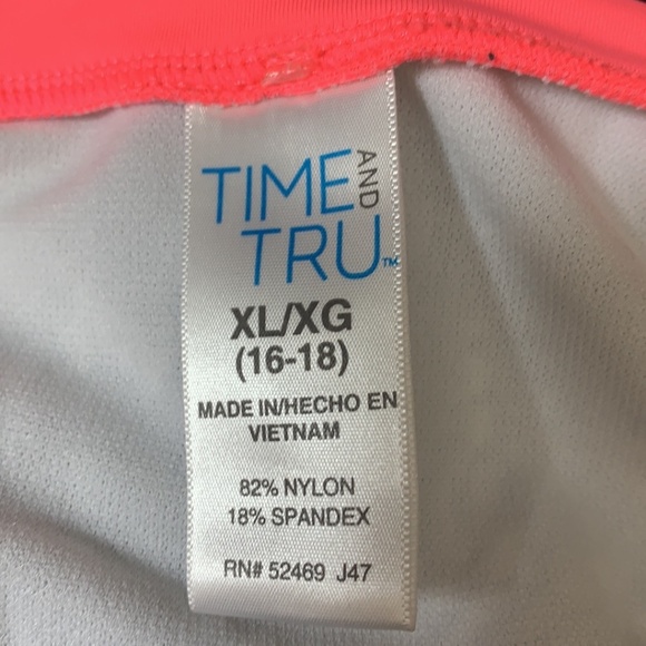 Time and Tru Women's Cut-Out One-Piece Swimsuit xl - Picture 13 of 13